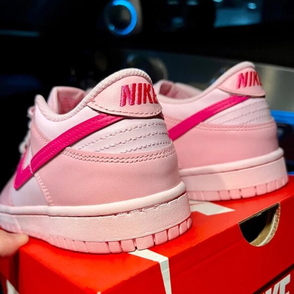 🌸Nike Dunk Low Triple Barbie Pink Women's Sneakers - Picture 6 of 6